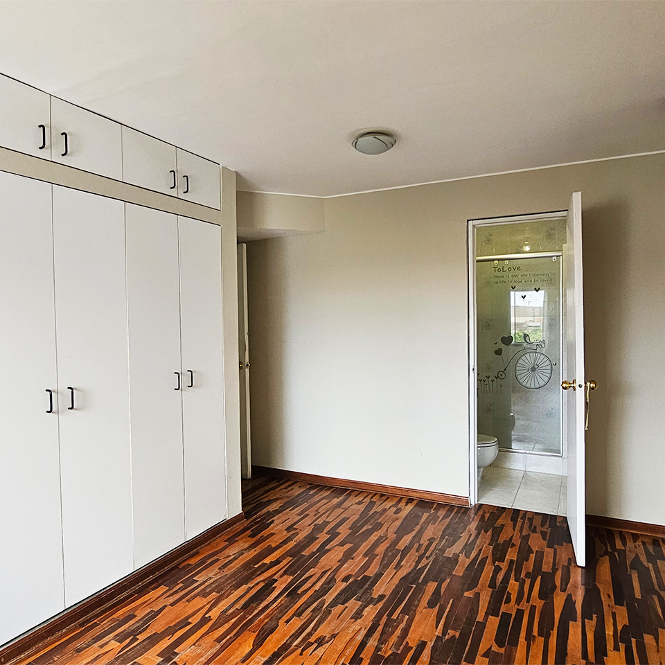 Doña Delia , Santiago de Surco, Lima, Lima